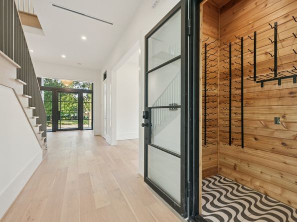 1211 Bay Oaks Road, Houston TX 77008