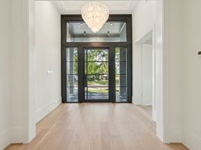 1211 Bay Oaks Road, Houston TX 77008