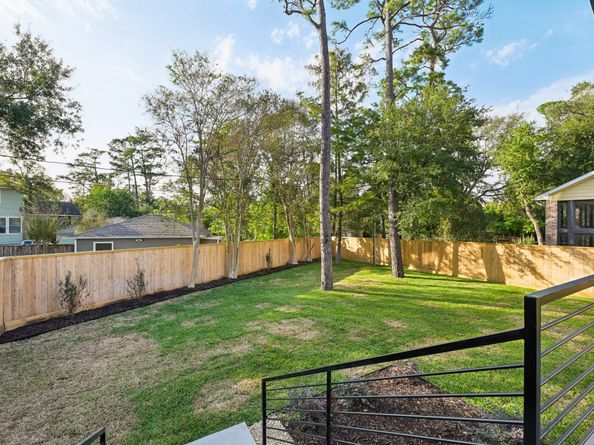 1211 Bay Oaks Road, Houston TX 77008