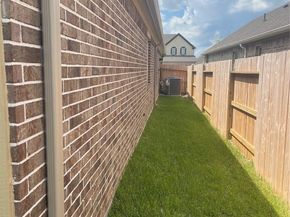 1203 Muscadine Hollow Lane, Richmond TX 77406