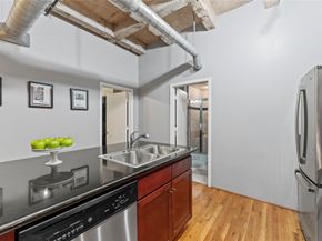 917 Main Street 603, Houston TX 77002