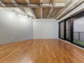 917 Main Street 603, Houston TX 77002