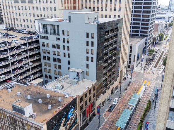 917 Main Street 603, Houston TX 77002