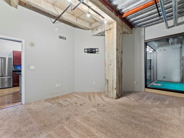 917 Main Street 603, Houston TX 77002