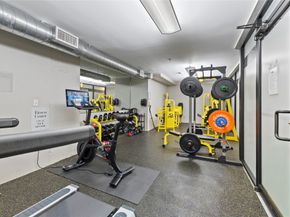 917 Main Street 603, Houston TX 77002