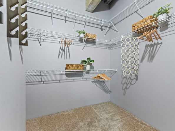 917 Main Street 603, Houston TX 77002