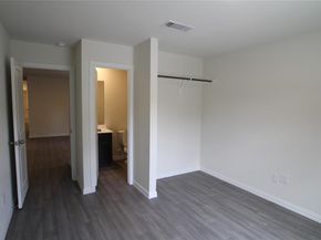 7925 Way Street, Houston TX 77028