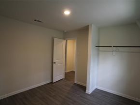 7925 Way Street, Houston TX 77028