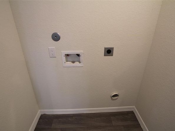 7925 Way Street, Houston TX 77028