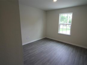 7925 Way Street, Houston TX 77028