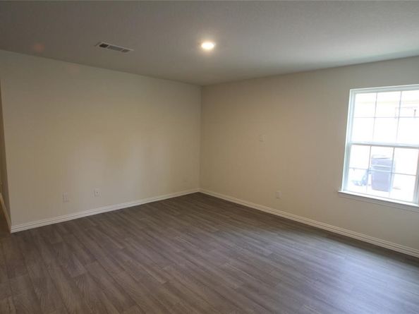 7925 Way Street, Houston TX 77028