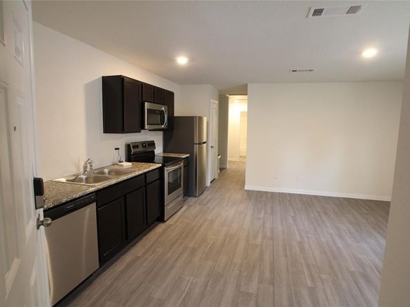 7925 Way Street, Houston TX 77028