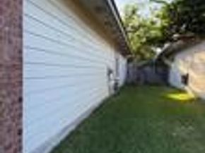 10934 Bradford Way Drive, Houston TX 77075