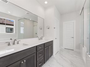 2708 Grand Fountains Drive F, Houston TX 77054