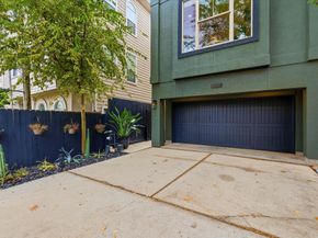 4011 Feagan Street, Houston TX 77007