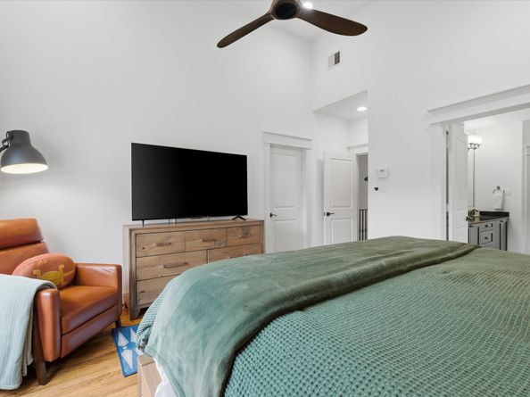 4011 Feagan Street, Houston TX 77007