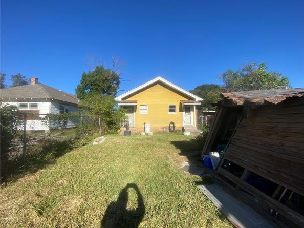 112 Glendale Street, Houston TX 77012