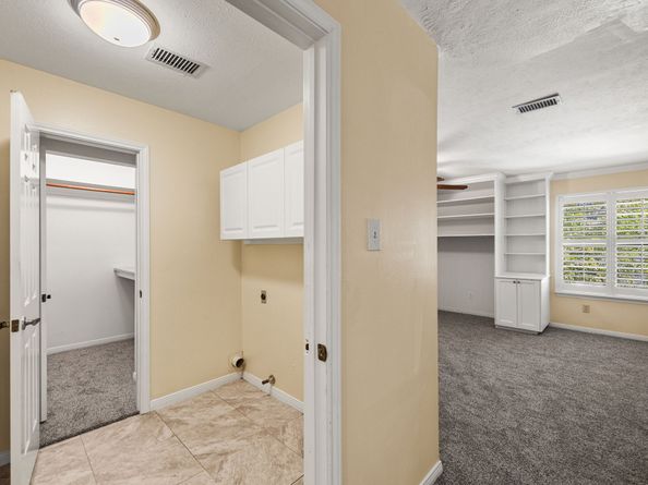 12422 Millvan Drive, Houston TX 77070