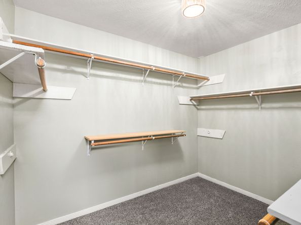 12422 Millvan Drive, Houston TX 77070