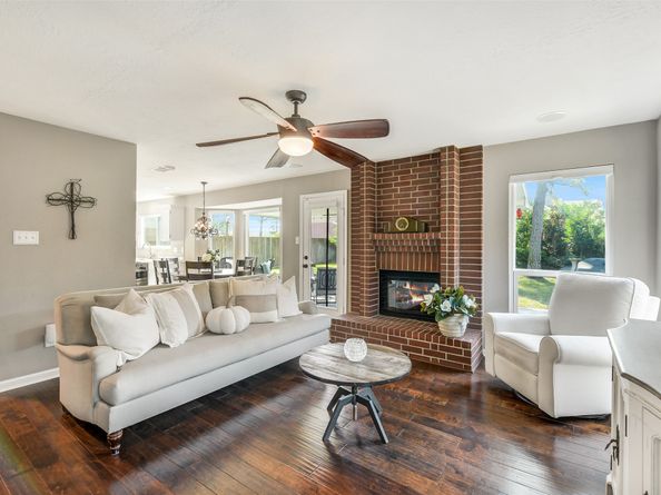 7054 River Garden Drive, Houston TX 77095