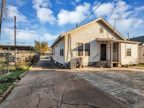 1113 71st Street, Houston TX 77011