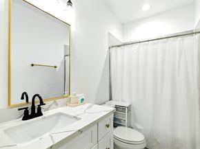 7711 Willow Street, Houston TX 77088