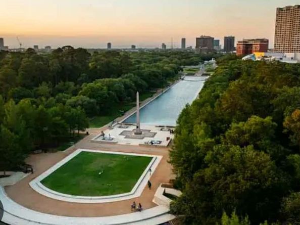 2417 Charleston Street, Houston TX 77021