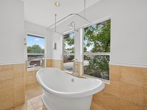 1201 Bomar Street, Houston TX 77006