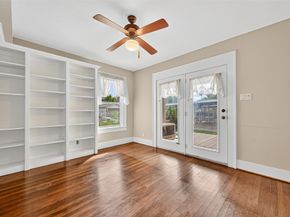 1201 Bomar Street, Houston TX 77006
