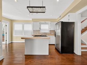 1201 Bomar Street, Houston TX 77006
