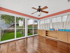 1201 Bomar Street, Houston TX 77006