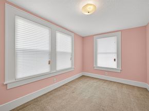 1201 Bomar Street, Houston TX 77006