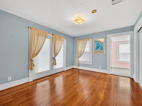 1201 Bomar Street, Houston TX 77006