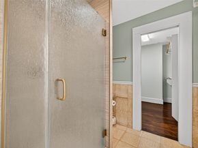 1201 Bomar Street, Houston TX 77006