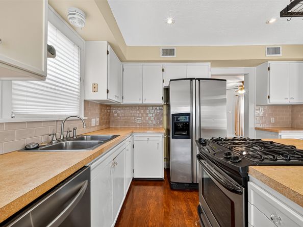 1201 Bomar Street, Houston TX 77006