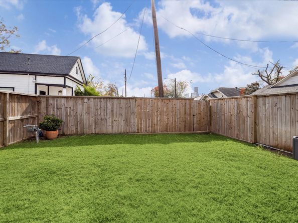 822 Morris Street, Houston TX 77009