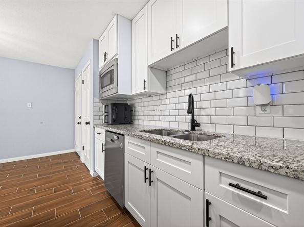10254 Sunwood Drive, Houston TX 77041