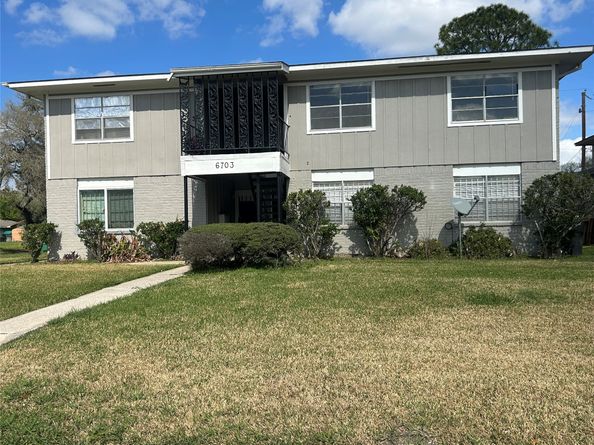 6703 Biggs Court 4, Houston TX 77061