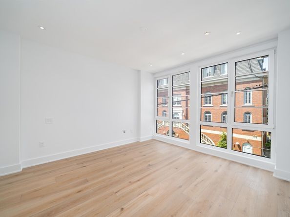 209 6th St 1, Hoboken NJ 07030