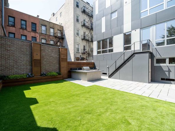 209 6th St 1, Hoboken NJ 07030