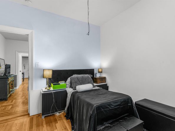 527-29 34th St Union Ct B4, Union City NJ 07087