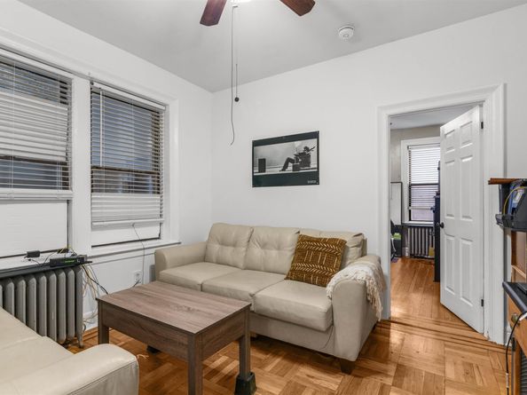 527-29 34th St Union Ct B4, Union City NJ 07087