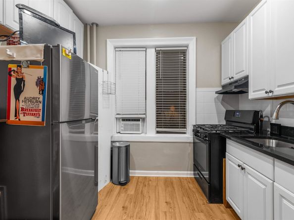 527-29 34th St Union Ct B4, Union City NJ 07087