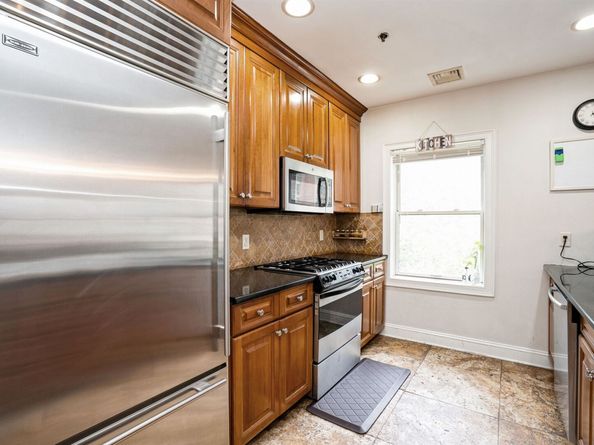 63 Sussex St 7, Jersey City NJ 07302