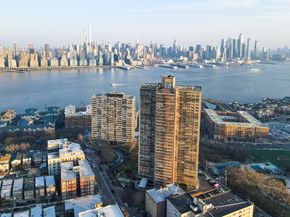 6040 Blvd East 7B, West New York NJ 07093