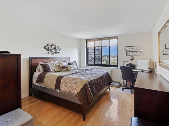 700 Grove St 8T, Jersey City NJ 07310