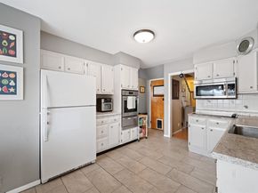 28 Obrien Ct, Bayonne NJ 07002
