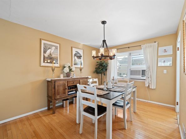 28 Obrien Ct, Bayonne NJ 07002