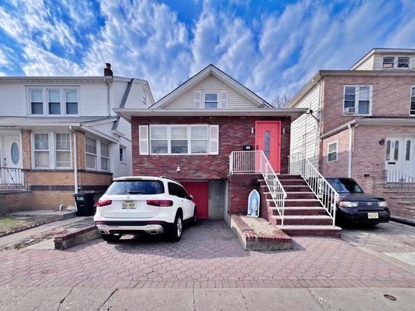 79 Shaler Ave, Fairview NJ 07022