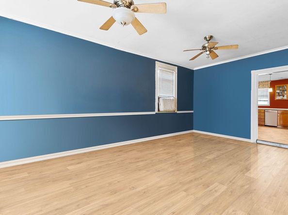 774 8th St, Secaucus NJ 07094